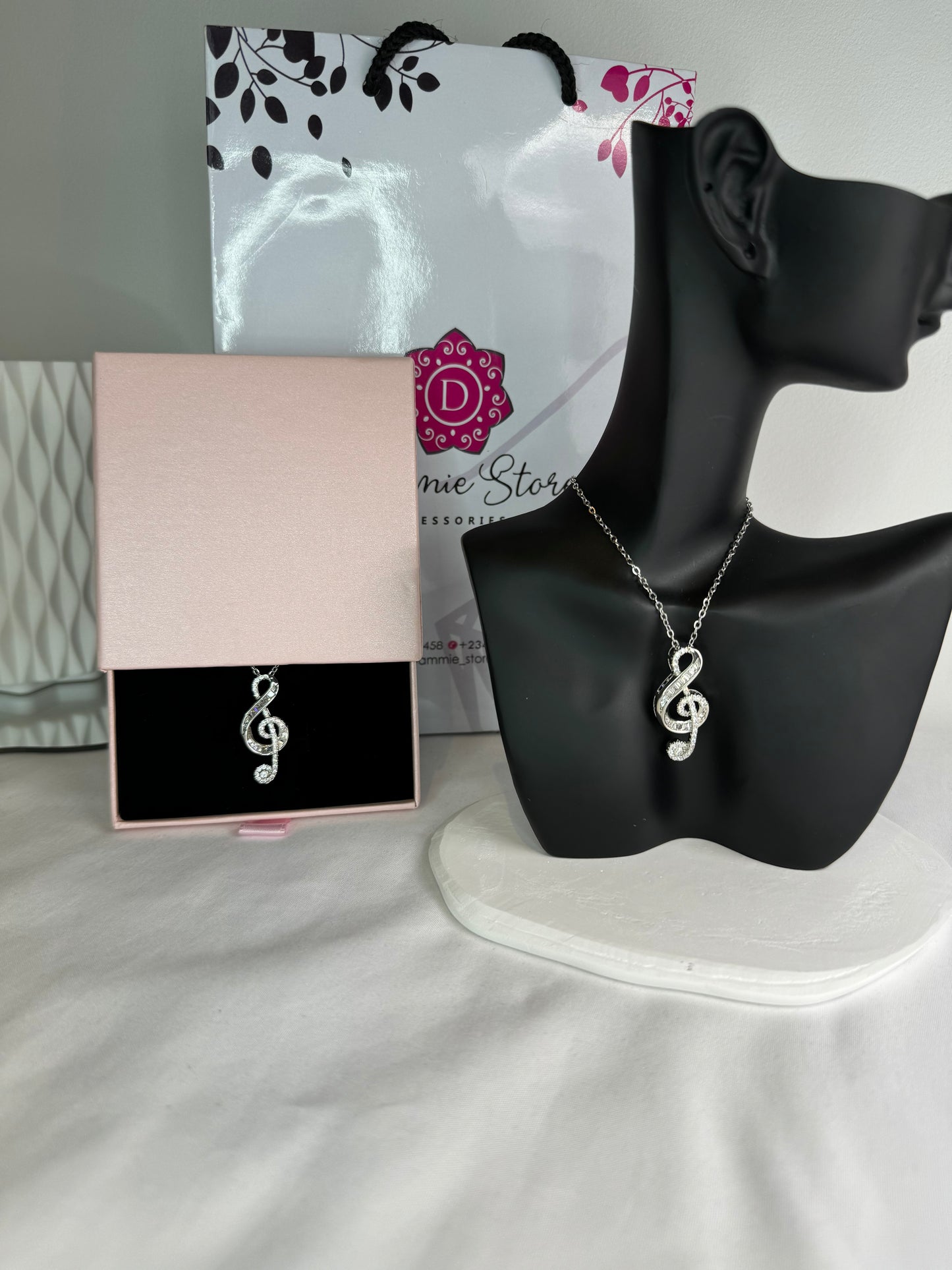 Zirconia Jasmine Necklace