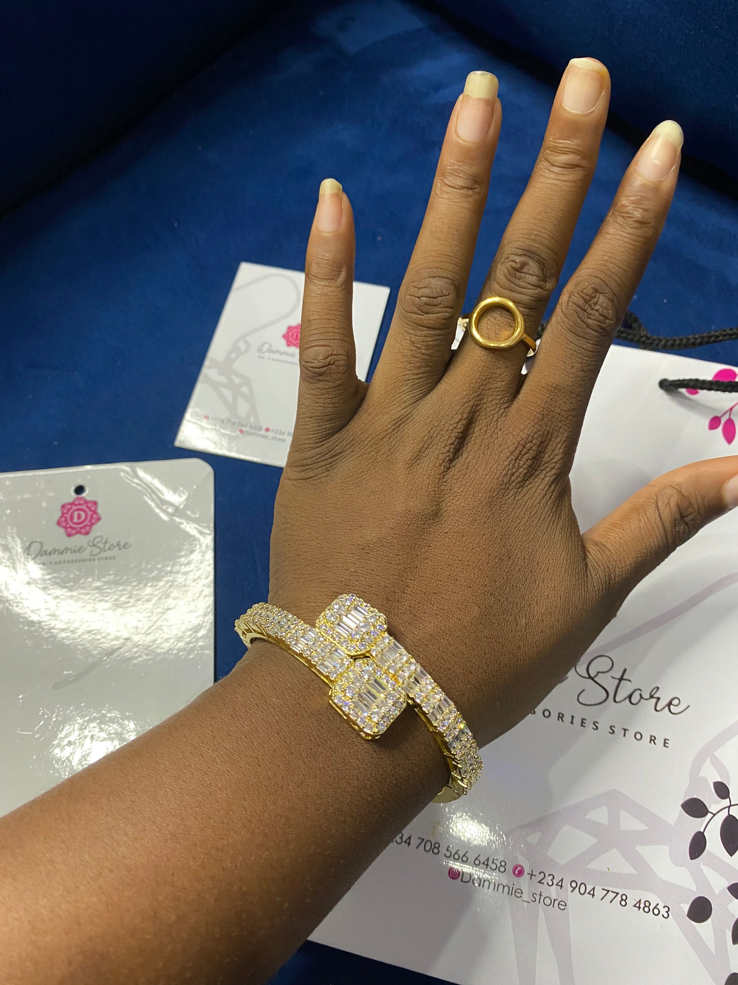 Sola Bangle