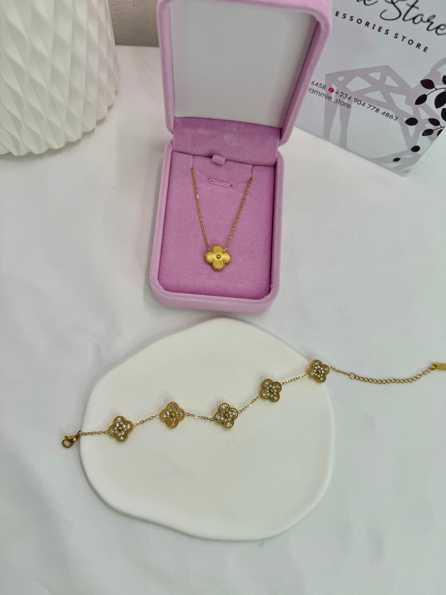 Clover Necklace