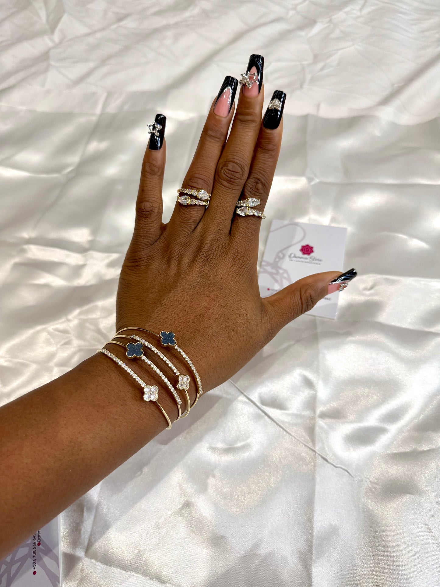 Chic Clover Bracelet